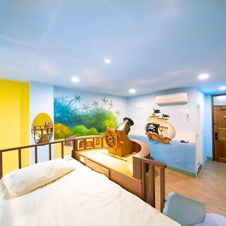 Bed and Breakfast Fairytale House Tainan Zewnętrze zdjęcie