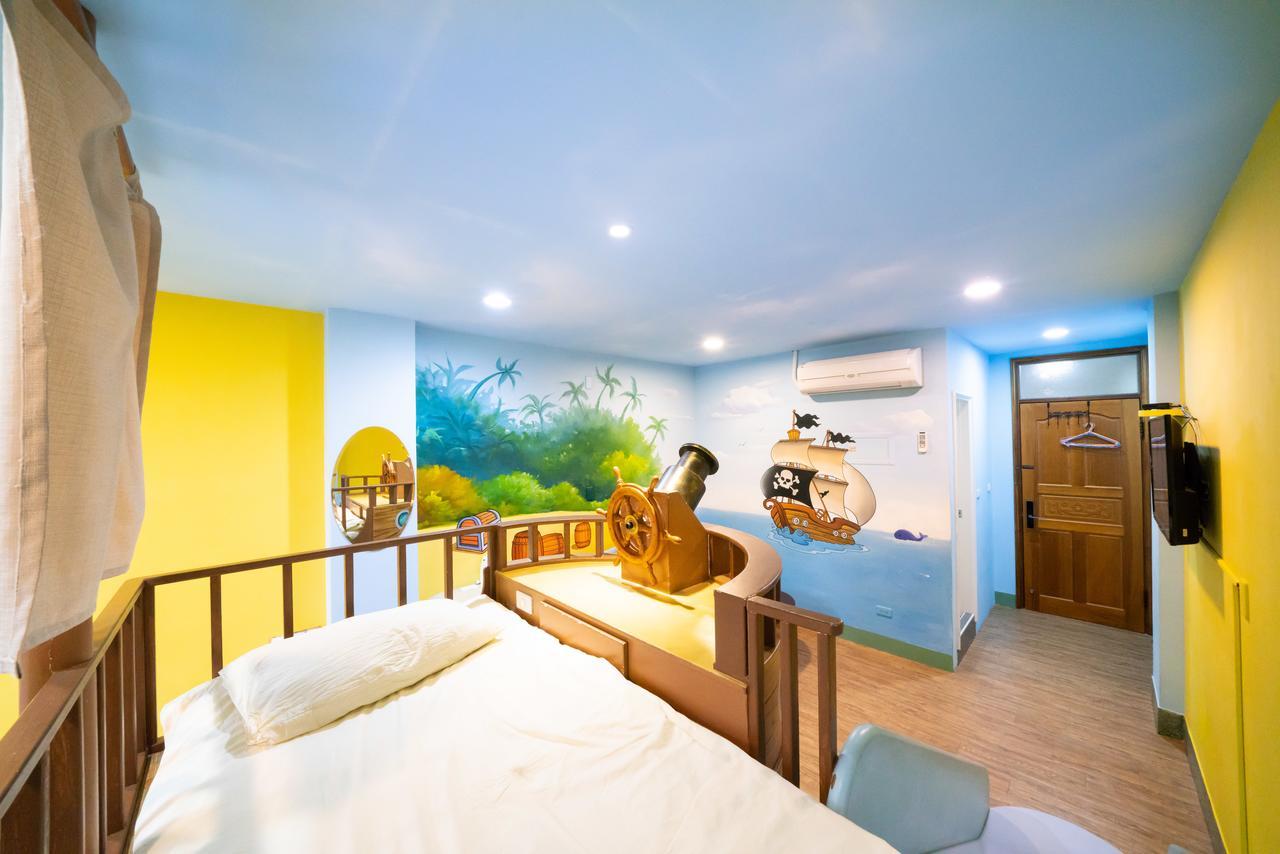 Bed and Breakfast Fairytale House Tainan Zewnętrze zdjęcie