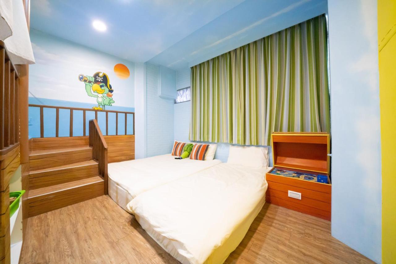 Bed and Breakfast Fairytale House Tainan Zewnętrze zdjęcie