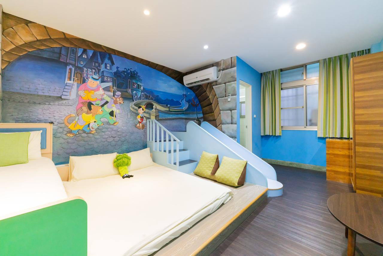Bed and Breakfast Fairytale House Tainan Zewnętrze zdjęcie